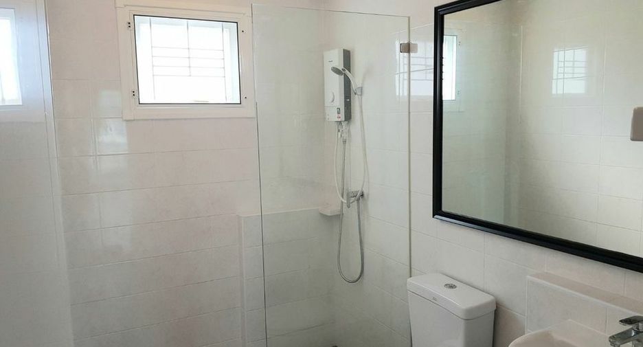Haus zum Kauf mit 3 Zimmer in Bang Bua Thong, Nonthaburi