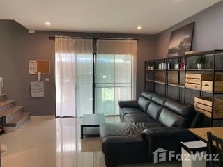 For sale 4 bedrooms townhouse in Mueang Pathum Thani, Pathum Thani