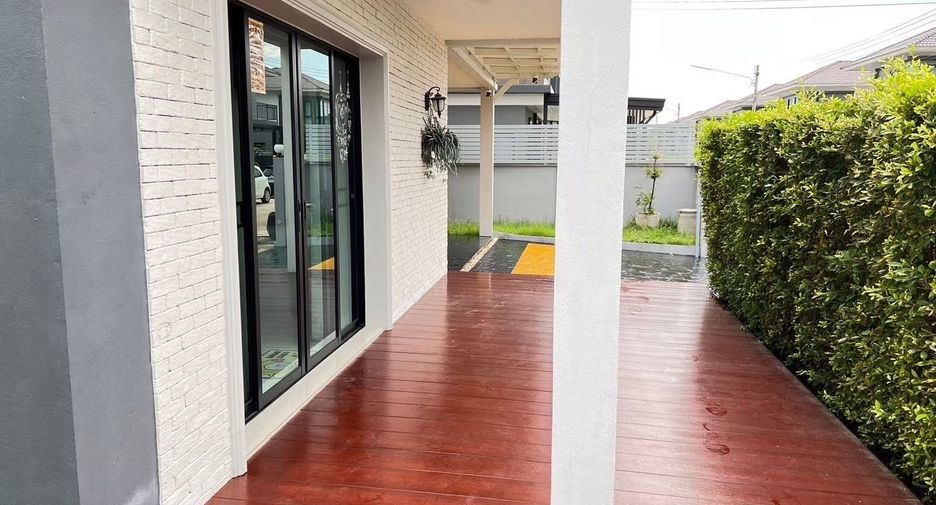 For sale 3 bedrooms house in Lam Luk Ka, Pathum Thani