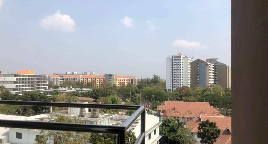 For sale 1 bed condo in Khlong Luang, Pathum Thani