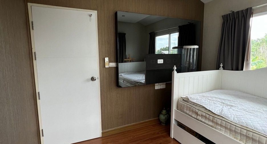 For sale 4 bedrooms house in Mueang Nonthaburi, Nonthaburi
