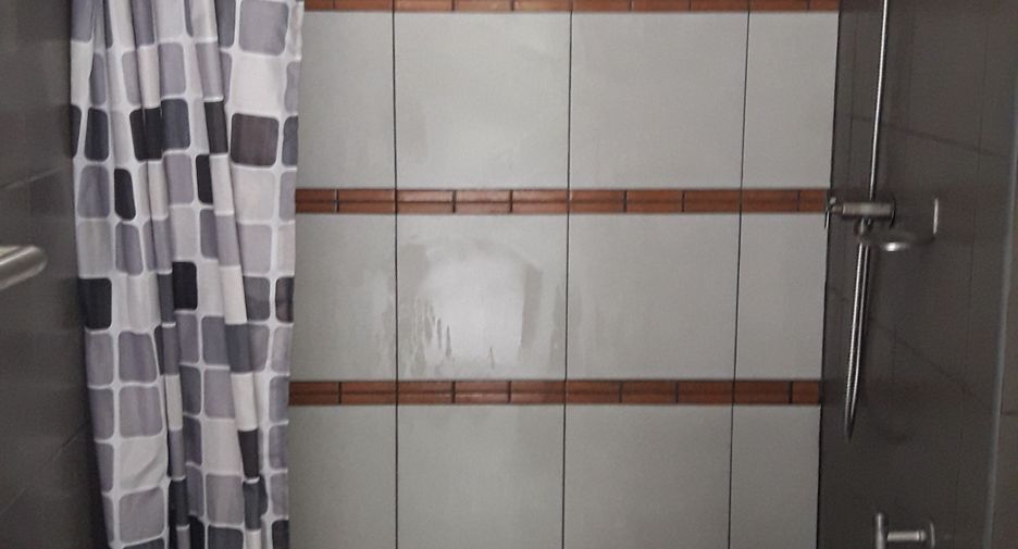 For sale 1 bed condo in Khlong Luang, Pathum Thani