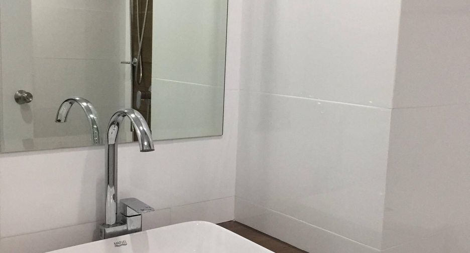 For sale studio condo in Mueang Nonthaburi, Nonthaburi