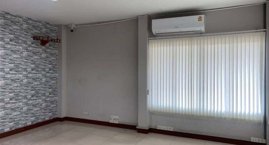 For sale land in Lam Luk Ka, Pathum Thani