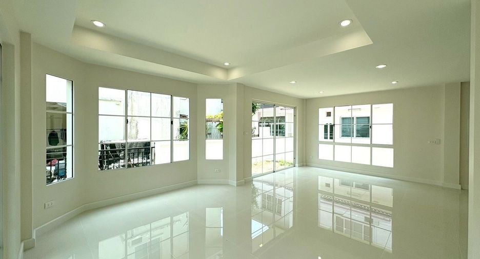 For sale 3 bedrooms house in Bang Kruai, Nonthaburi