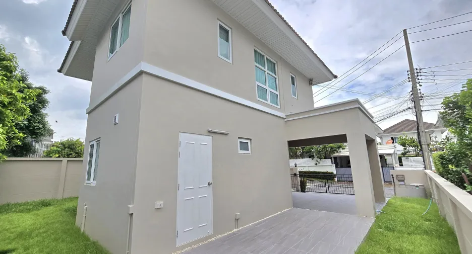 ขาย 3 ห้องนอน บ้านเดี่ยว ใน เมืองปทุมธานี, ปทุมธานี