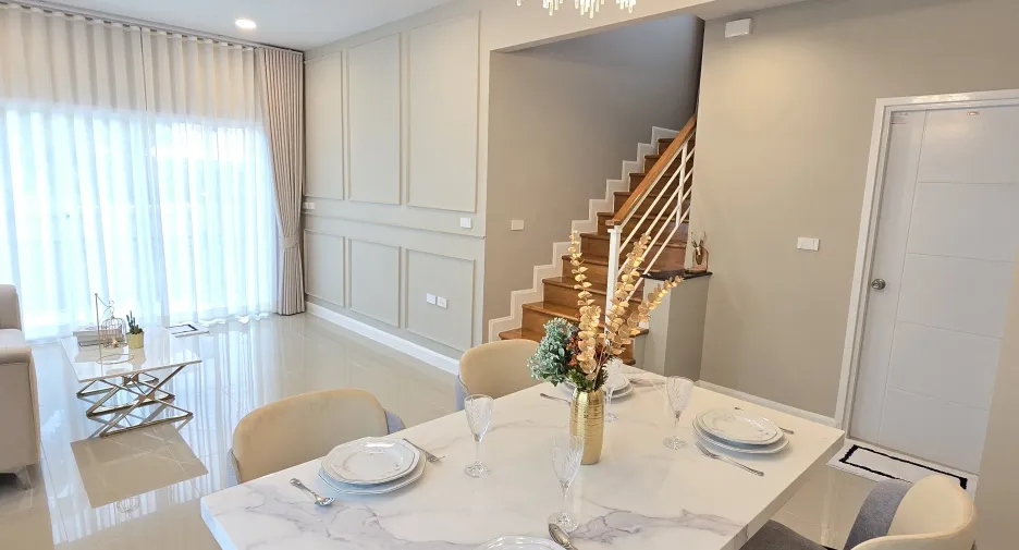 For sale 3 ベッドルーム house in Mueang Pathum Thani, Pathum Thani