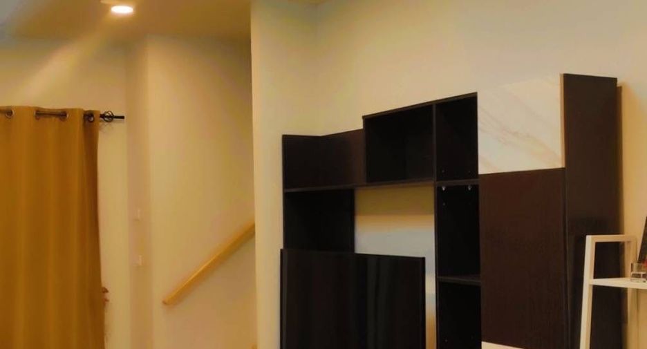 For sale 2 bedrooms townhouse in Lam Luk Ka, Pathum Thani