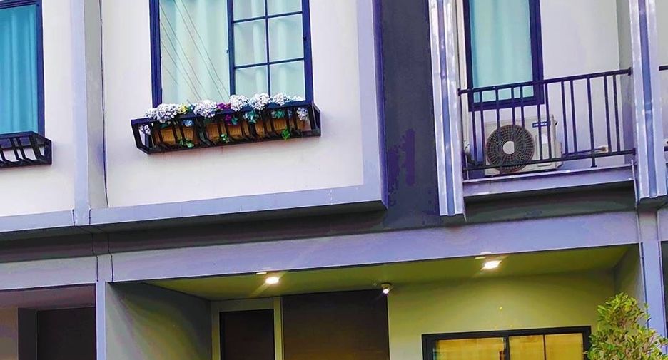For sale 2 bedrooms townhouse in Lam Luk Ka, Pathum Thani
