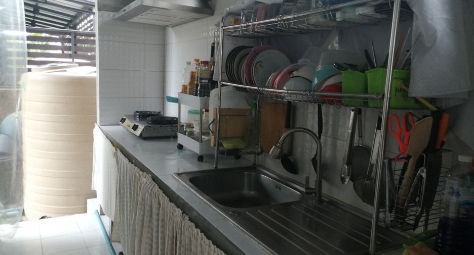 For sale 3 bedrooms house in Mueang Pathum Thani, Pathum Thani