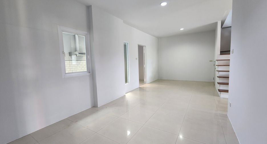 For sale 3 bedrooms house in Mueang Chon Buri, Chonburi