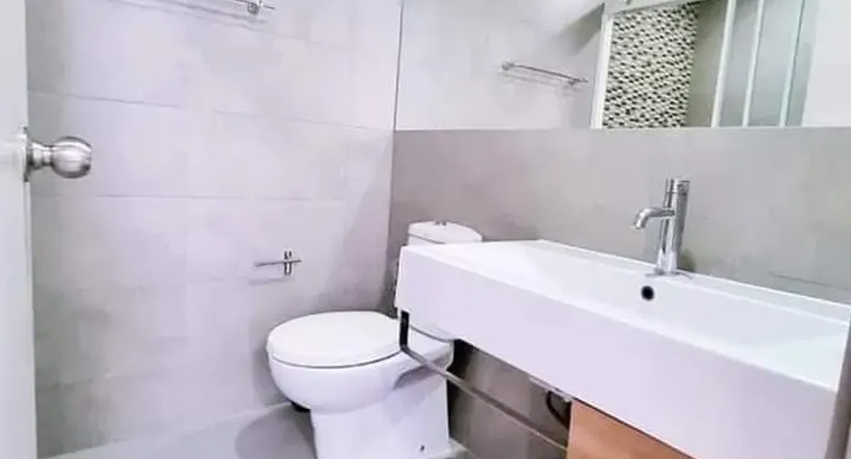 Продажа 2 спальни кондо в Pak Kret, Нонтабури