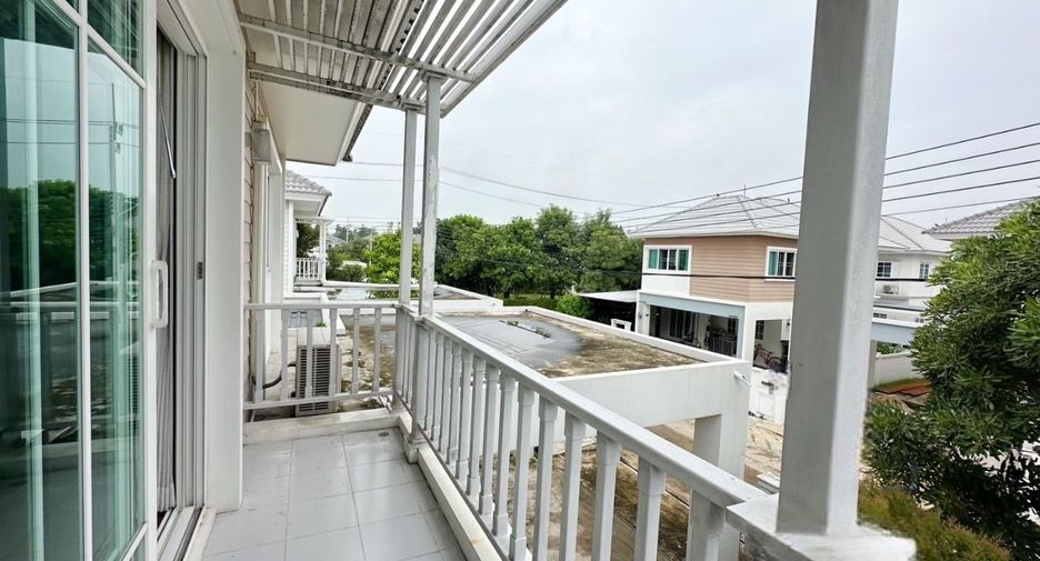 For sale 4 bedrooms house in Mueang Pathum Thani, Pathum Thani