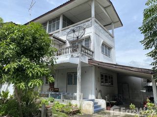 For sale 5 ベッドルーム house in Sam Phran, Nakhon Pathom