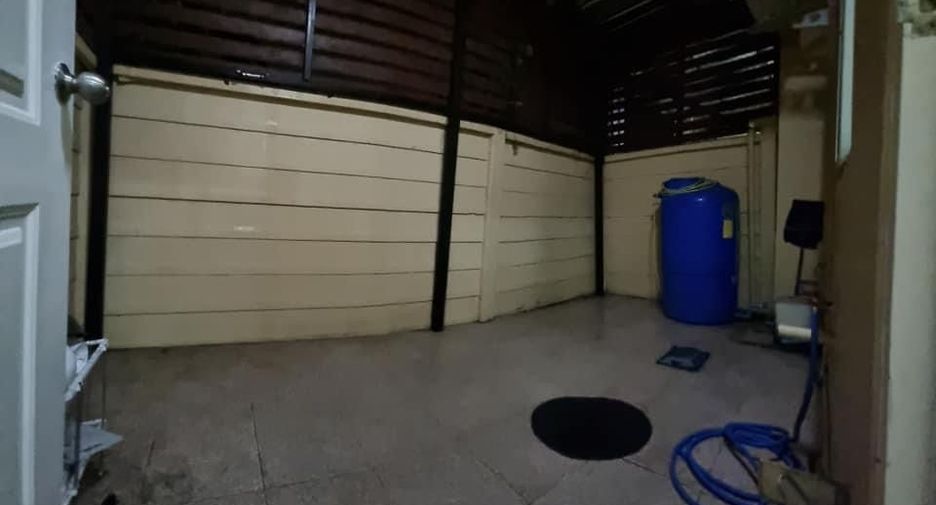 Reihenhaus zum Kauf mit 4 Zimmer in Bang Bua Thong, Nonthaburi