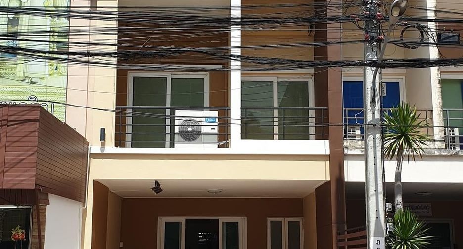 Reihenhaus zum Kauf mit 4 Zimmer in Bang Bua Thong, Nonthaburi