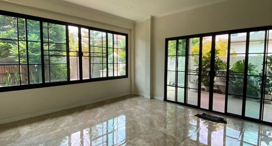 For sale 3 bedrooms house in Bang Kruai, Nonthaburi