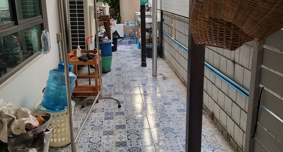 For sale 4 bedrooms house in Bang Bua Thong, Nonthaburi