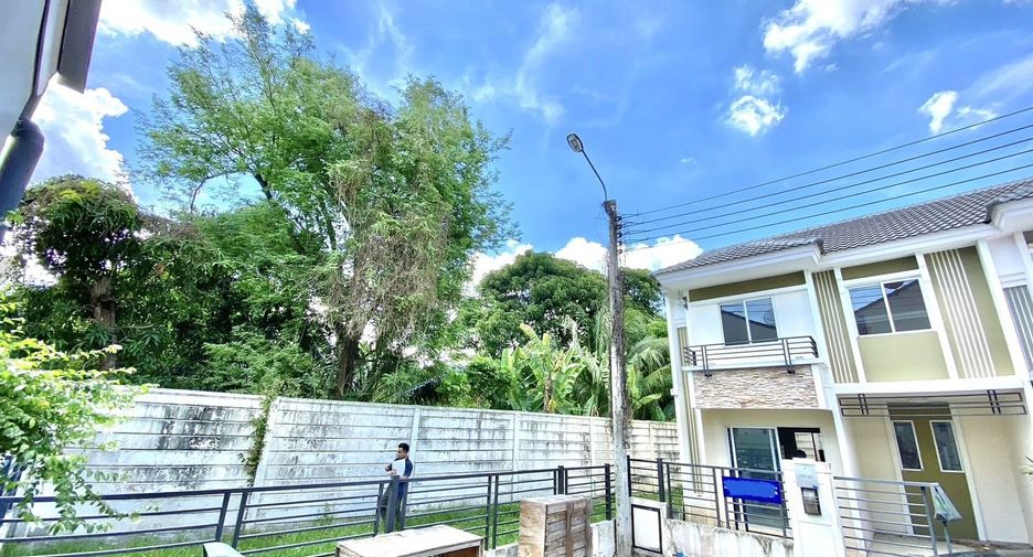 For sale 3 bedrooms house in Mueang Nonthaburi, Nonthaburi