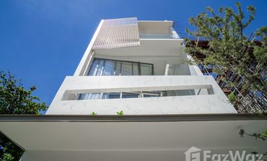 For sale 3 bedrooms townhouse in Chatuchak, Bangkok