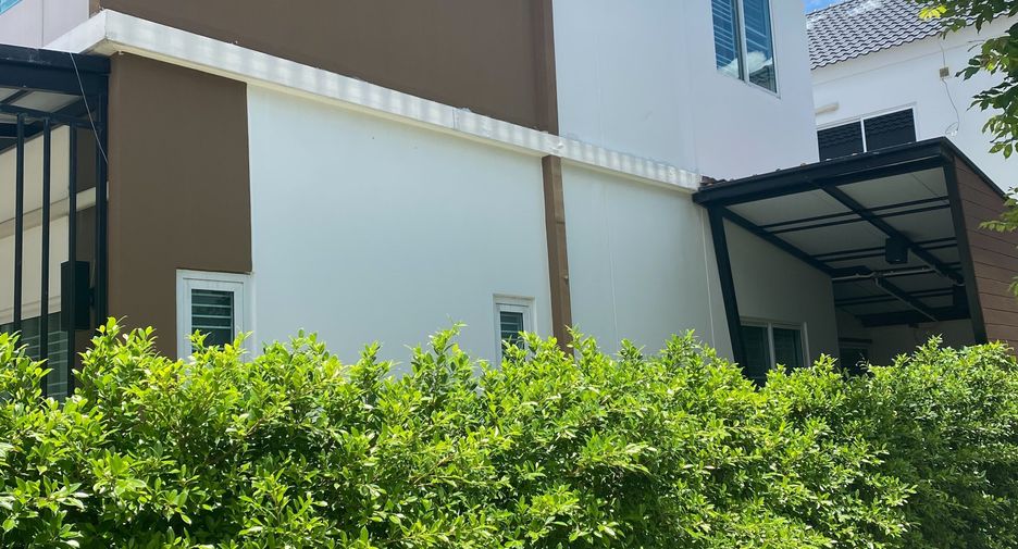 For sale 3 bedrooms townhouse in Pak Kret, Nonthaburi