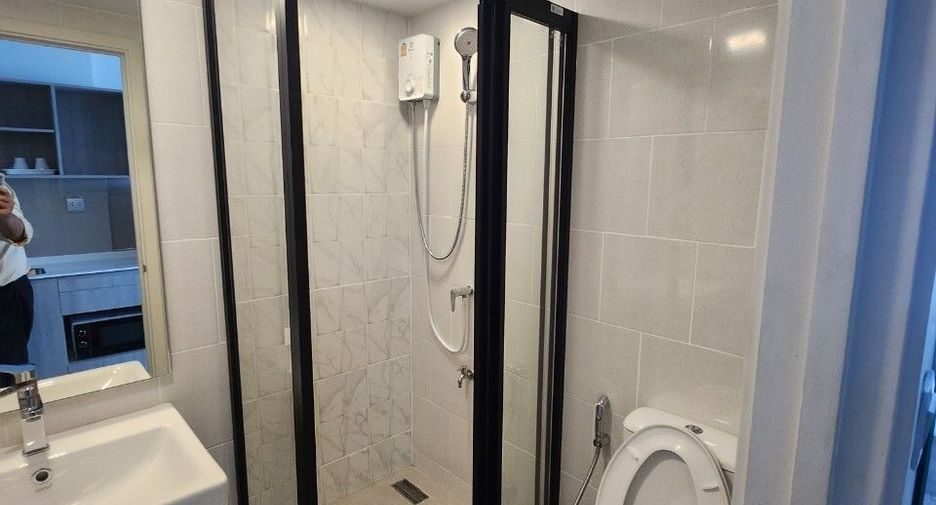 For rent studio condo in Khlong Luang, Pathum Thani