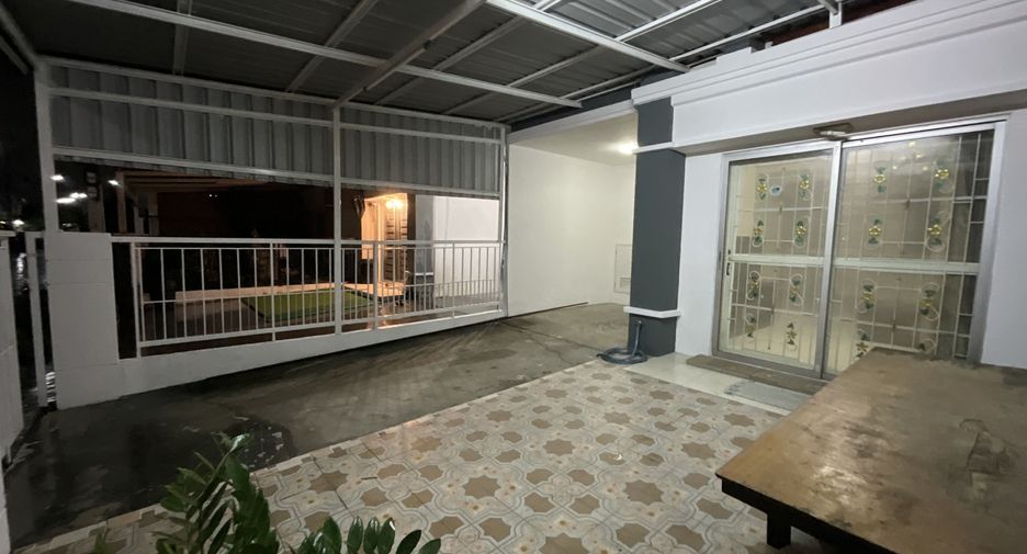 出售 3 卧室 联排别墅 在 Thanyaburi, Pathum Thani