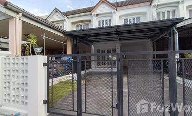 Reihenhaus zum Kauf mit 3 Zimmer in Bang Bua Thong, Nonthaburi
