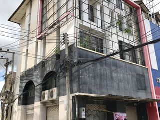 出售 4 卧室 联排别墅 在 Mueang Chon Buri, Chon Buri