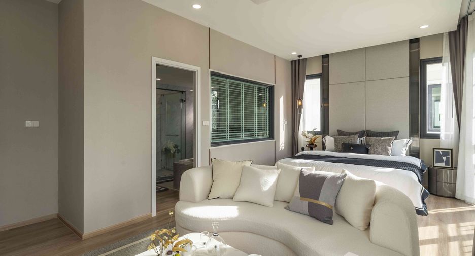 For sale 4 bedrooms house in Pak Kret, Nonthaburi