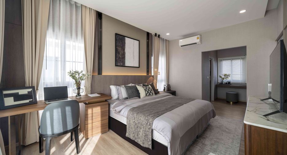 For sale 4 bedrooms house in Pak Kret, Nonthaburi