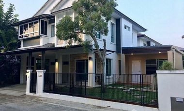 For sale 4 bedrooms house in Pak Kret, Nonthaburi