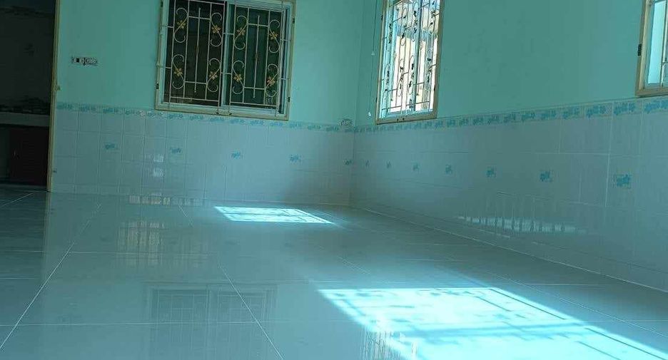 Reihenhaus zum Kauf mit 3 Zimmer in Sam Phran, Nakhon Pathom