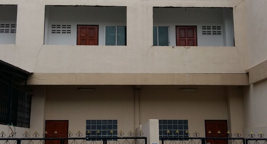 For sale office in Ban Bueng, Chonburi