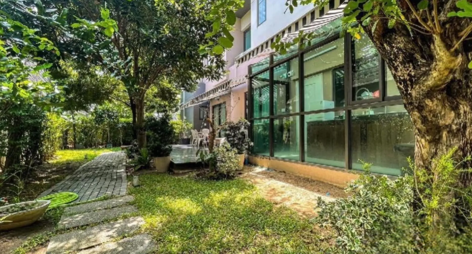 For sale 4 bedrooms house in Bang Kruai, Nonthaburi