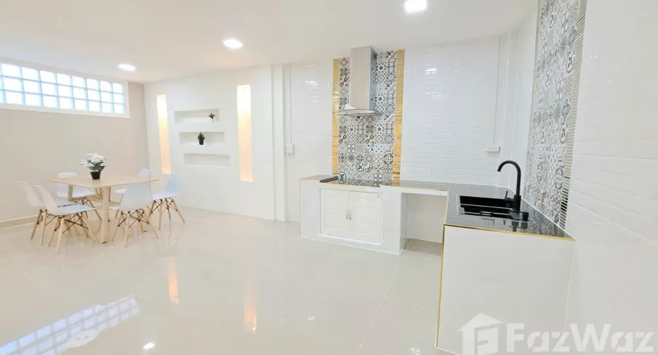 For sale 4 bedrooms house in Bang Bua Thong, Nonthaburi