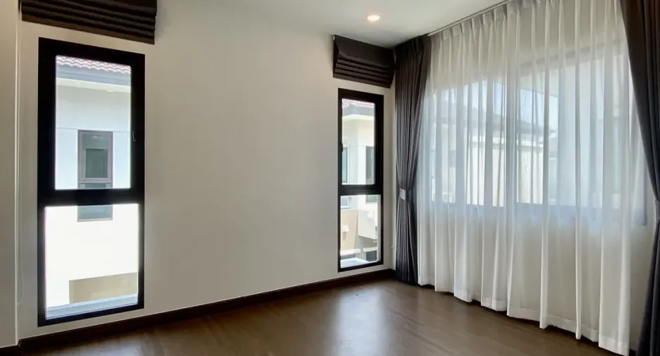 For sale 5 bedrooms house in Bang Kruai, Nonthaburi
