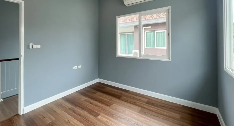 For sale 3 bedrooms house in Mueang Pathum Thani, Pathum Thani
