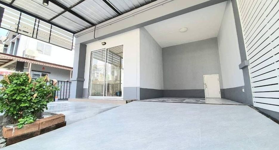 For sale 3 bedrooms townhouse in Bang Yai, Nonthaburi