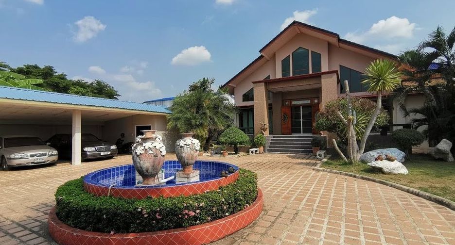 Продажа 4 спальни дом в Mueang Nakhon Pathom, Накхонпатхом