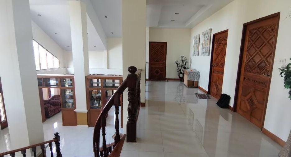 Продажа 4 спальни дом в Mueang Nakhon Pathom, Накхонпатхом