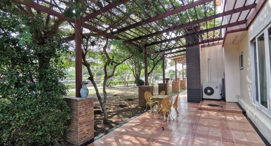 Продажа 4 спальни дом в Mueang Nakhon Pathom, Накхонпатхом