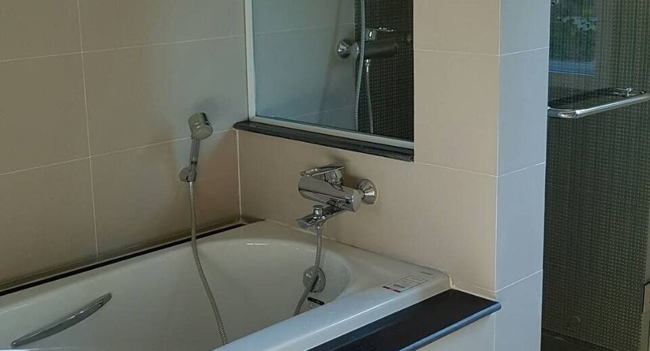 Casa en venta de 5 habitaciones en Mueang Nonthaburi, Nonthaburi