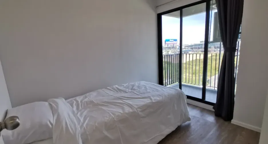 For rent 2 bedrooms condo in Khlong Luang, Pathum Thani