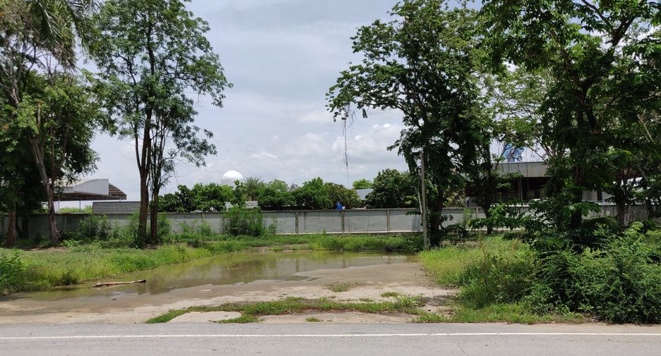 Продажа Участок в Nakhon Chai Si, Накхонпатхом