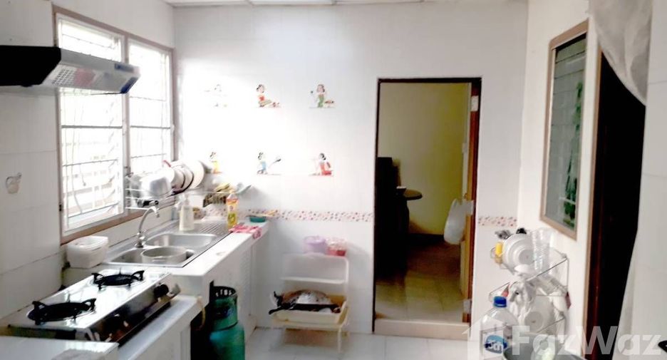 Casa en venta de 4 habitaciones en Mueang Pathum Thani, Pathum Thani