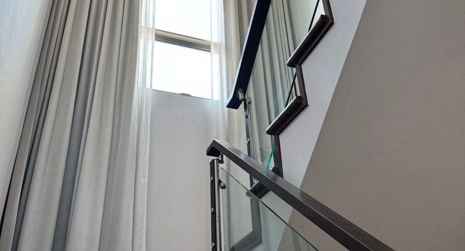À vendre 4 chambres maison à Mueang Nonthaburi, Nonthaburi