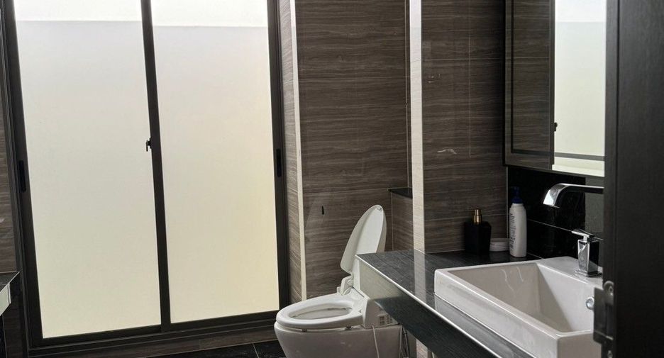 À vendre 4 chambres maison à Mueang Nonthaburi, Nonthaburi