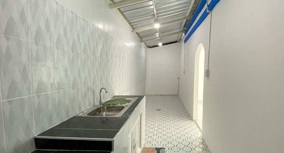 Продажа 4 спальни таунхаус в Khlong Luang, Патумтани
