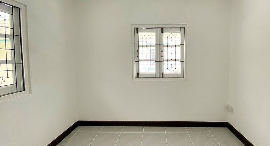 Продажа 4 спальни таунхаус в Khlong Luang, Патумтани